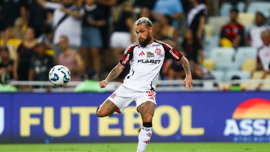 VAI E VEM DO FLA - Flamengo precisará abrir espaço no elenco para contratações no meio do ano; veja quem pode sair