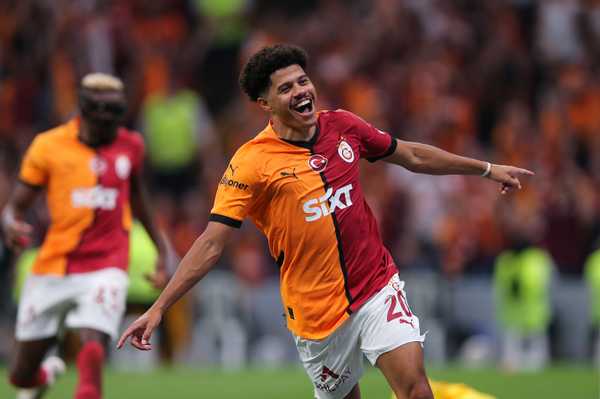 LEMBRA DELE? Ex-Volante do São Paulo estreia em clássicos na Turquia