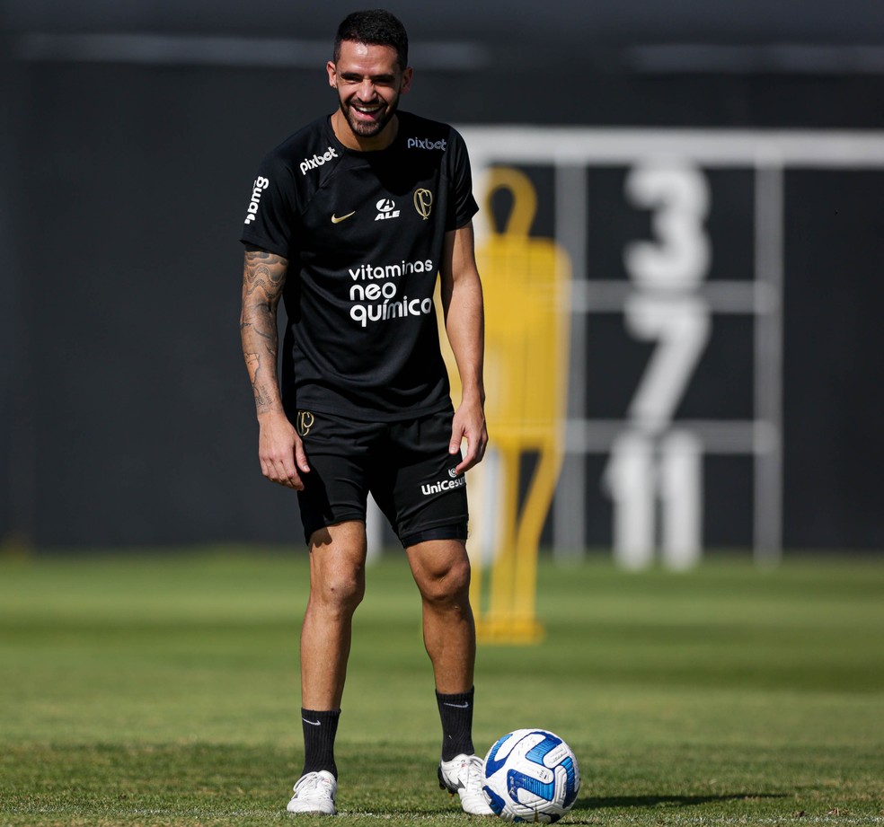 Renato Augusto em treino do Corinthians — Foto: Rodrigo Coca/Ag. Corinthians