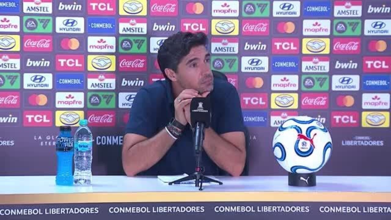 Abel Tece Críticas ao VAR Após Estreia Promissora do Palmeiras na Libertadores