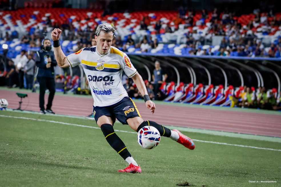 Matheus Frizzo recebe terceiro amarelo e desfalca o Novorizontino