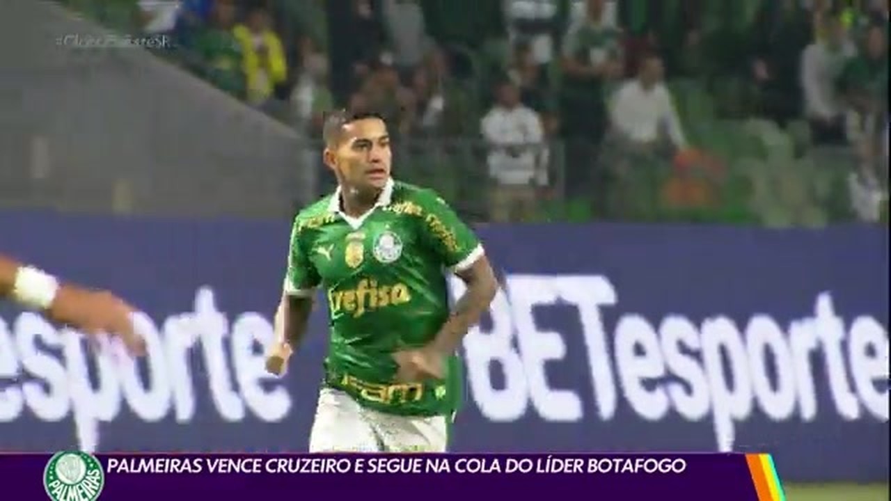 Palmeiras vence Cruzeiro e segue na cola do líder Botafogo