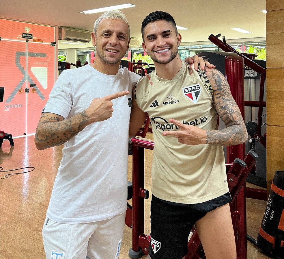 Rafinha e Rodrigo Nestor no CT do São Paulo — Foto: São Paulo FC