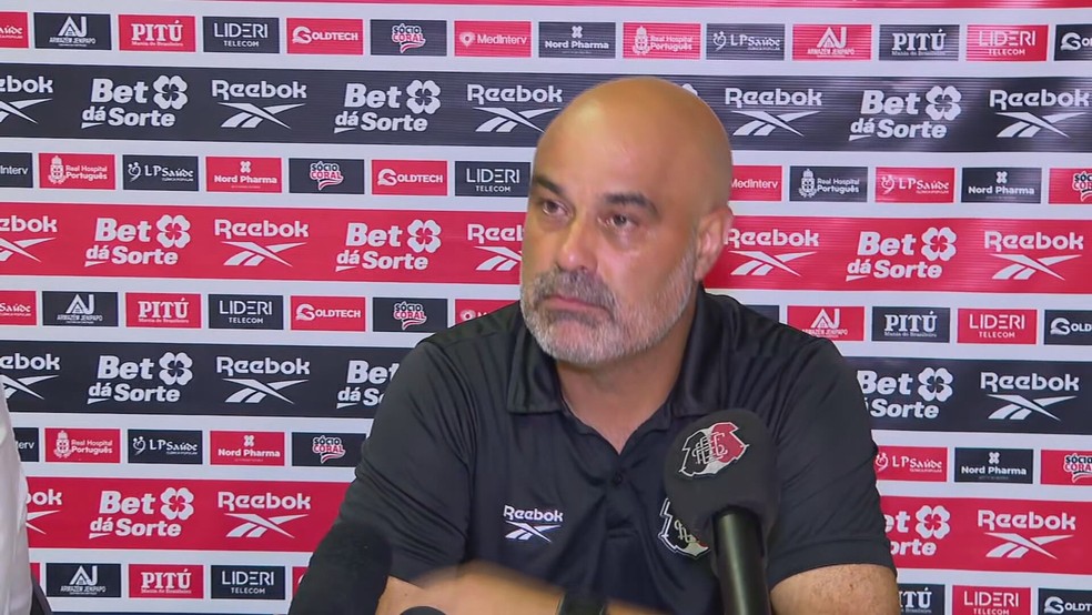 Coletiva de Cristian de Souza após a derrota