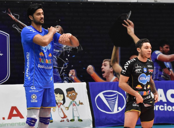 Menor da Superliga, Rogerinho vira mascote do Vôlei Taubaté na