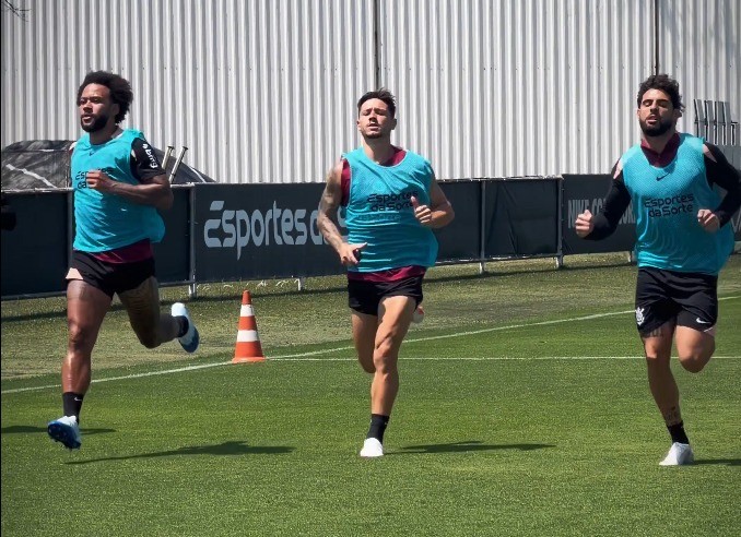 Trio GYM: Corinthians volta a contar com Garro, Yuri e Memphis depois de quatro meses
