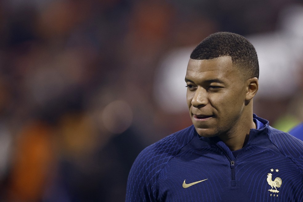 Kylian Mbapp&eacute; vai estrear em sua terceira Copa do Mundo &mdash; Foto: KENZO TRIBOUILLARD / AFP