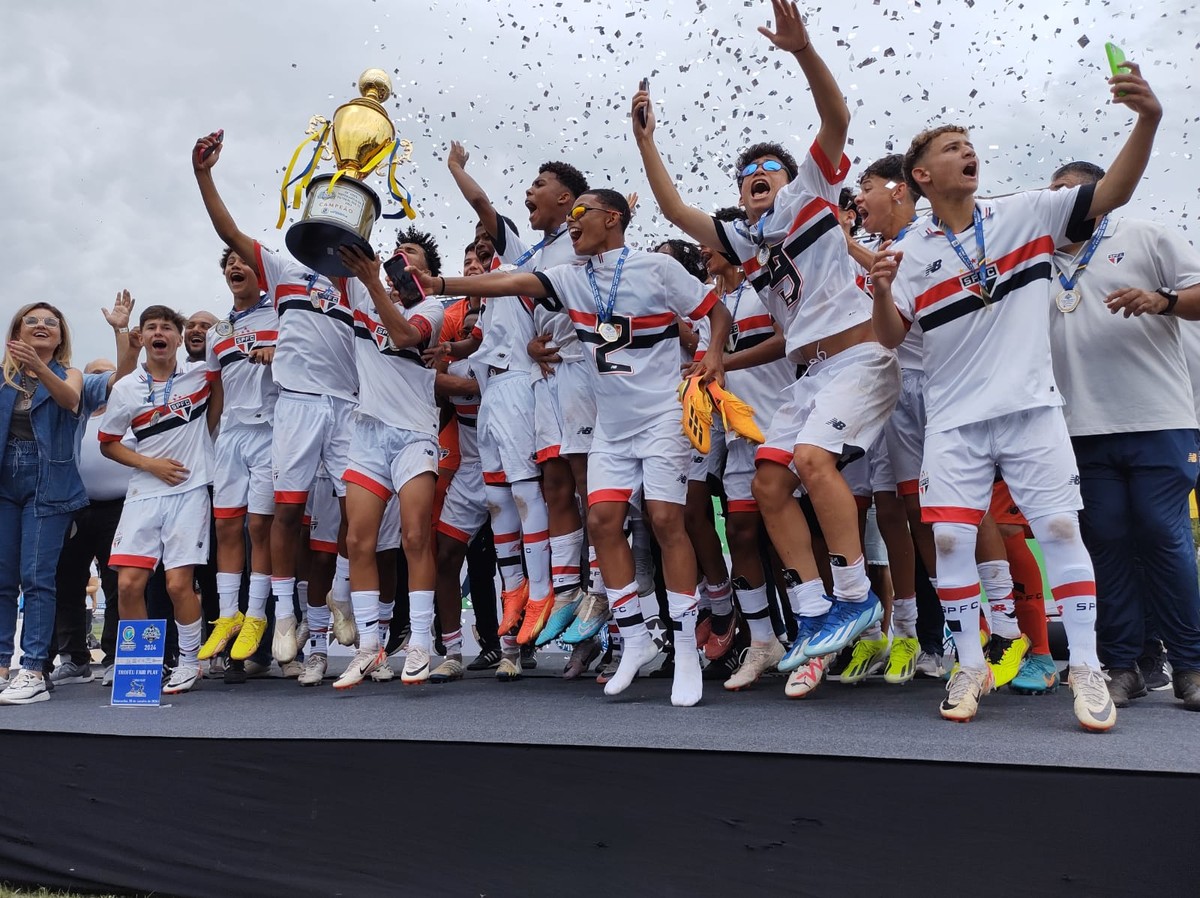 São Paulo vence o Palmeiras na final e é hexacampeão da Copinha de Votorantim
