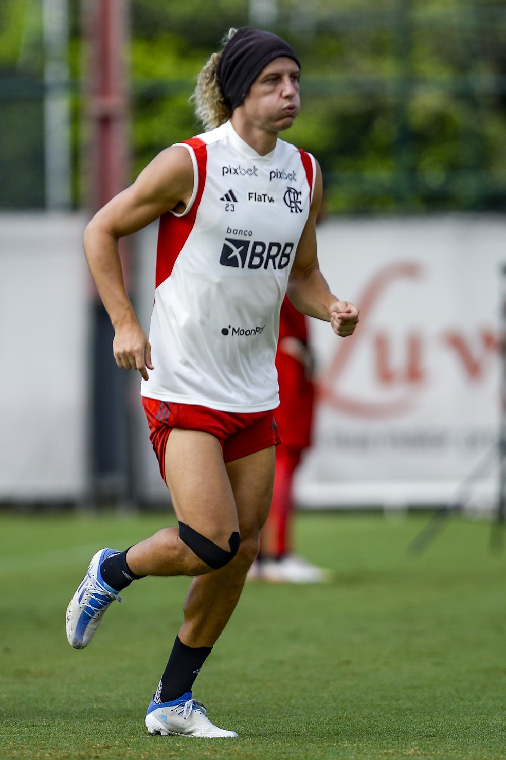 David Luiz em treino do Flamengo — Foto: Marcelo Cortes/Flamengo