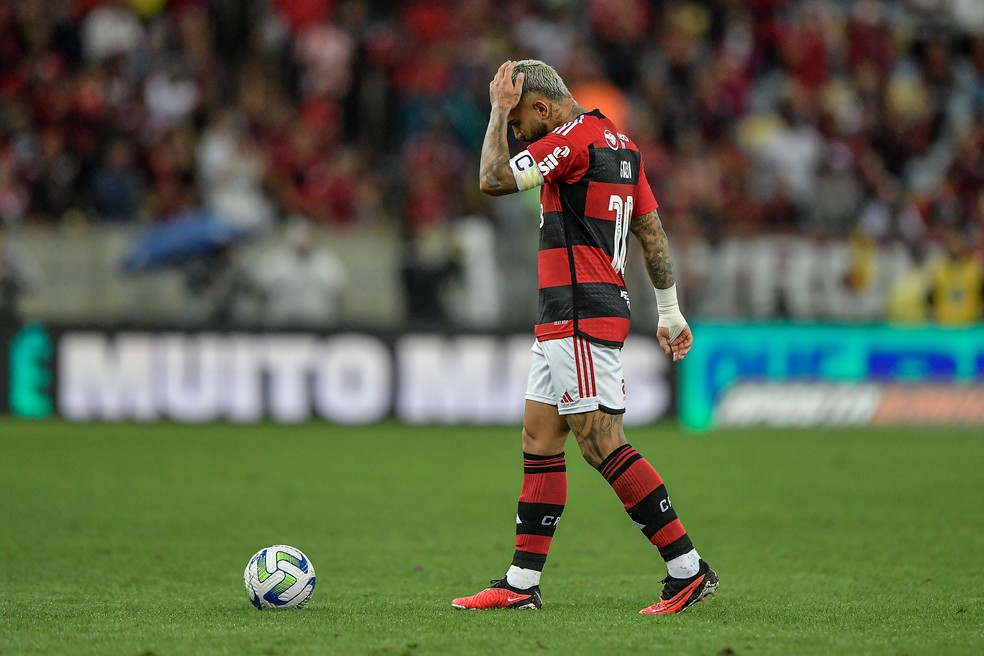 Gabigol viveu um 2023 em baixa no Flamengo — Foto: Thiago Ribeiro/AGIF