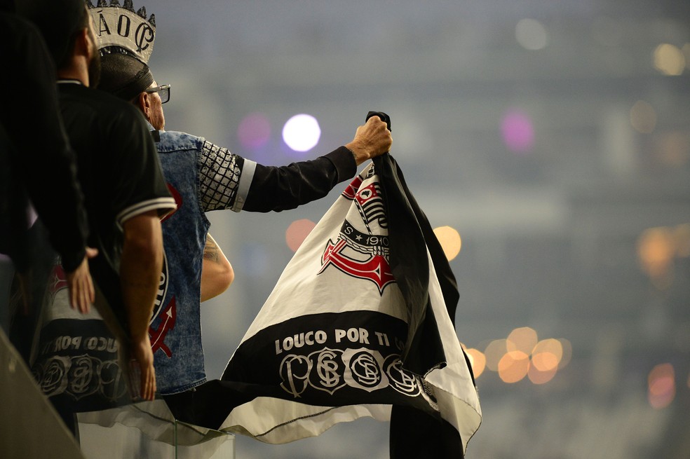 Torcida do Corinthians na Neo Química Arena — Foto: Marcos Ribolli