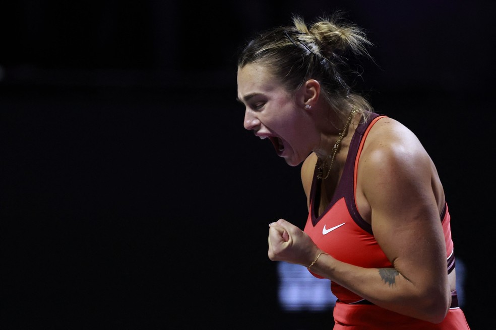 Aryna Sabalenka comemora reação na final do WTA Finals — Foto: REUTERS/Stephanie Lecocq