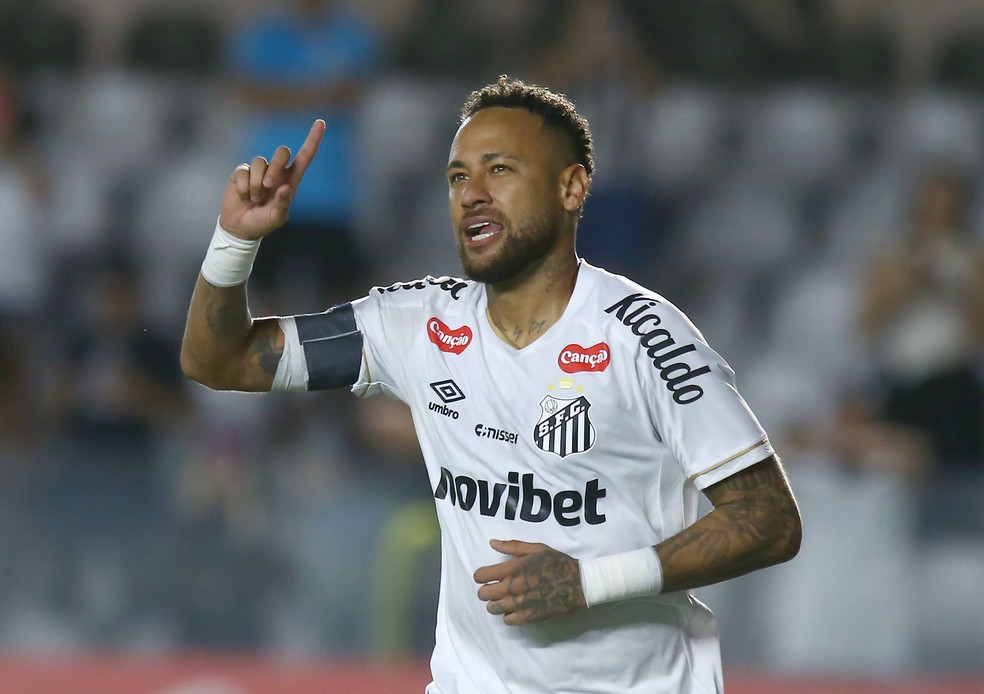 Neymar voltará ao Santos em partida na próxima terça-feira — Foto: Mauricio De Souza/AGIF
