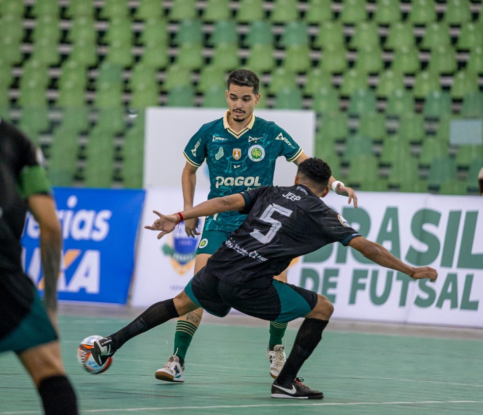 Atlético-PI em ação no duelo com São João do Jaguaribe-CE