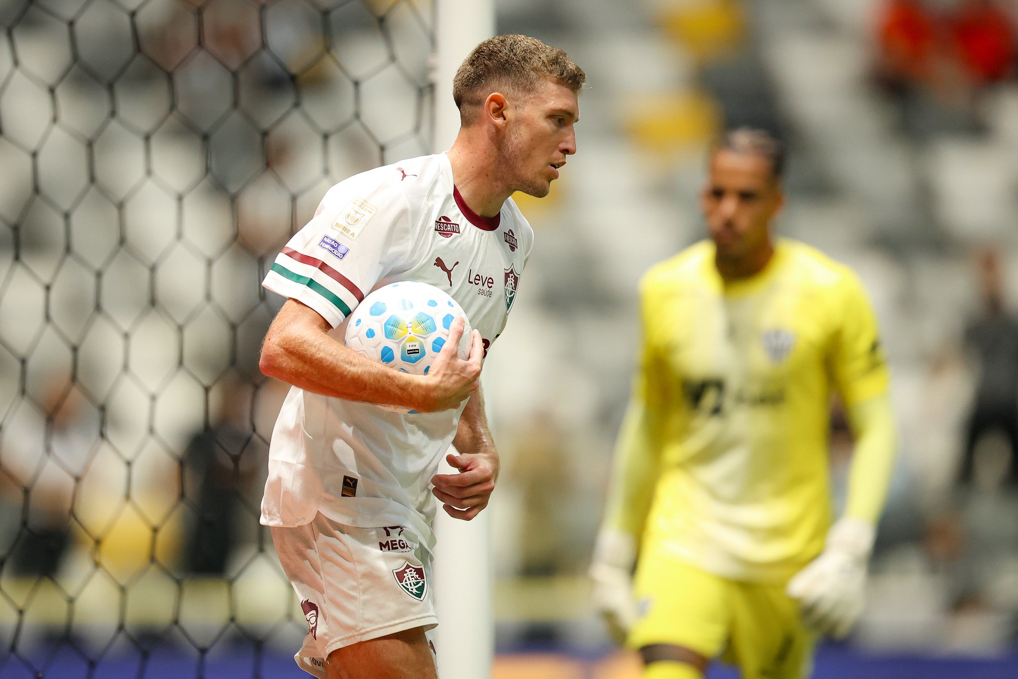 Castillo aproveita chance e vai bem entre os reservas do Fluminense: "Tinha que trazer de volta"