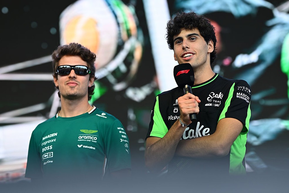 Felipe Drugovich e Gabriel Bortoleto em eventos durante o GP da Hungria da F1 2025 — Foto: Guido De Bortoli/LAT Images