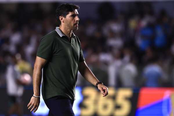 Abel elogia postura do Palmeiras e destaca importância de jogadores comprometidos