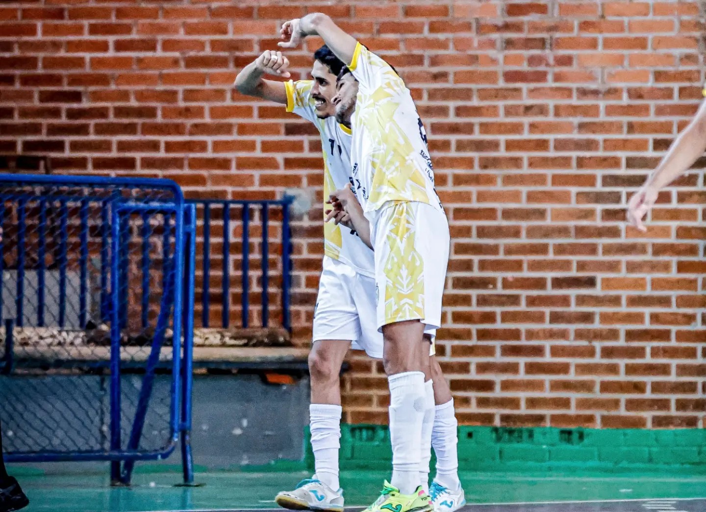 Simão Dias estreia com vitória na segunda divisão da Taça Brasil de Futsal