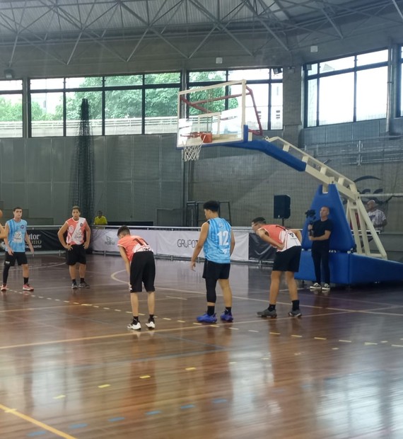 Jean Piaget se classifica e pega o Liceu Santista na próxima fase da 7ª  Copa TV Tribuna de Basquete, copa tv tribuna de basquetebol escolar