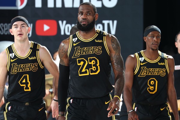 Lakers usarao uniforme Black Mamba na inauguracao da estatua de Kobe Bryant nba ge