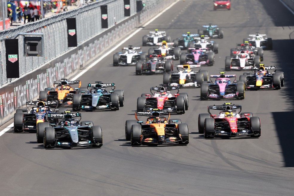Largada do GP da Espanha de F1 2026 — Foto: Thomas Coex/AFP