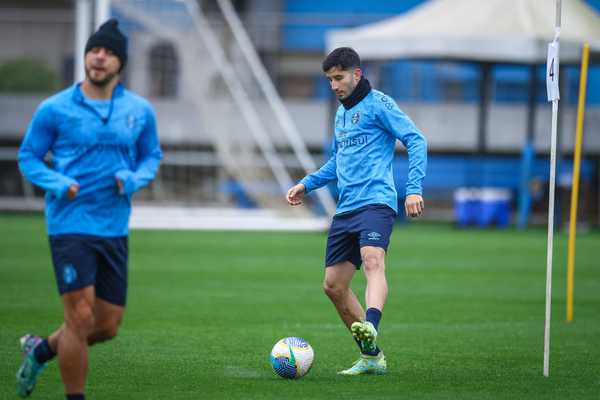 Villasanti retorna aos treinos no Grêmio, Soteldo permanece ausente.