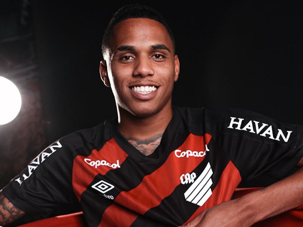 Dantas no Athletico: entenda quando ele poderá atuar e o que esperar do zagueiro em campo