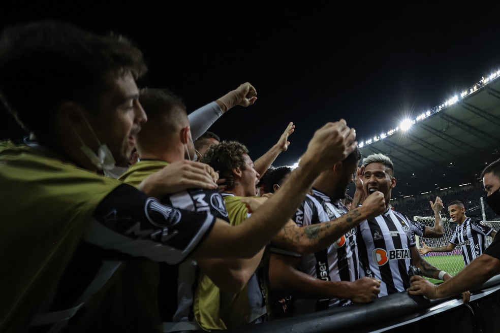Vamos jogar com raça os jogadores para ganhar a taça libertadores” #