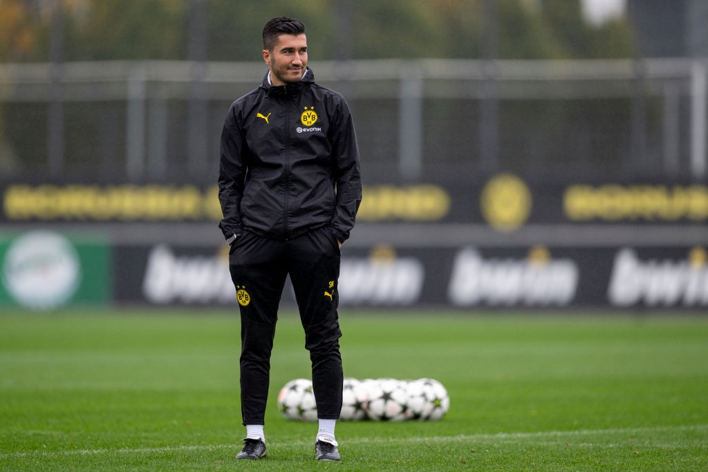 Borussia Dormund demite técnico após derrota na Champions