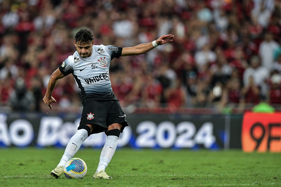 Romero em Flamengo x Corinthians — Foto: Thiago Ribeiro/AGIF