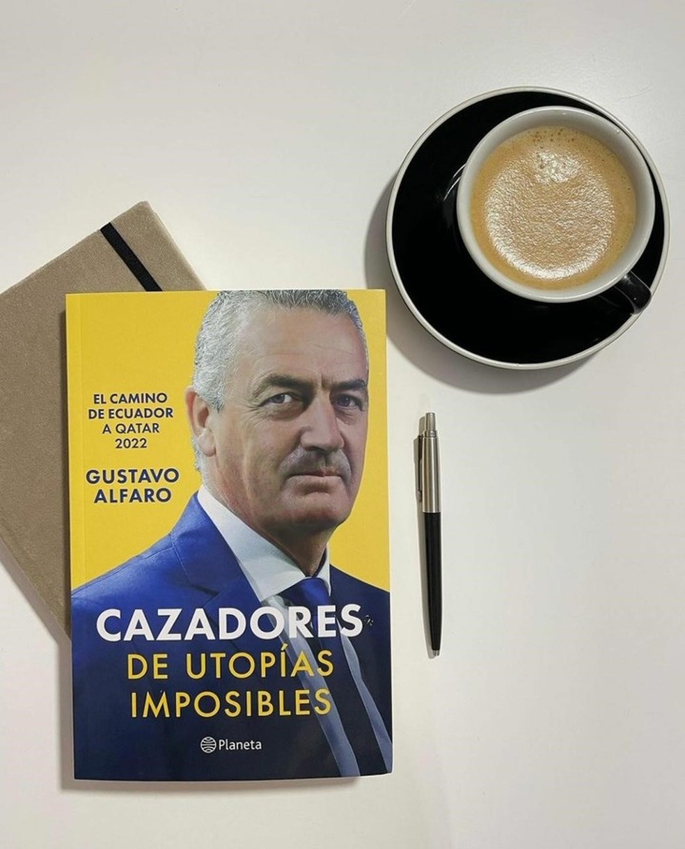 Livro lan&ccedil;ado por Gustavo Alfaro em 2023 &mdash; Foto: Divulga&ccedil;&atilde;o
