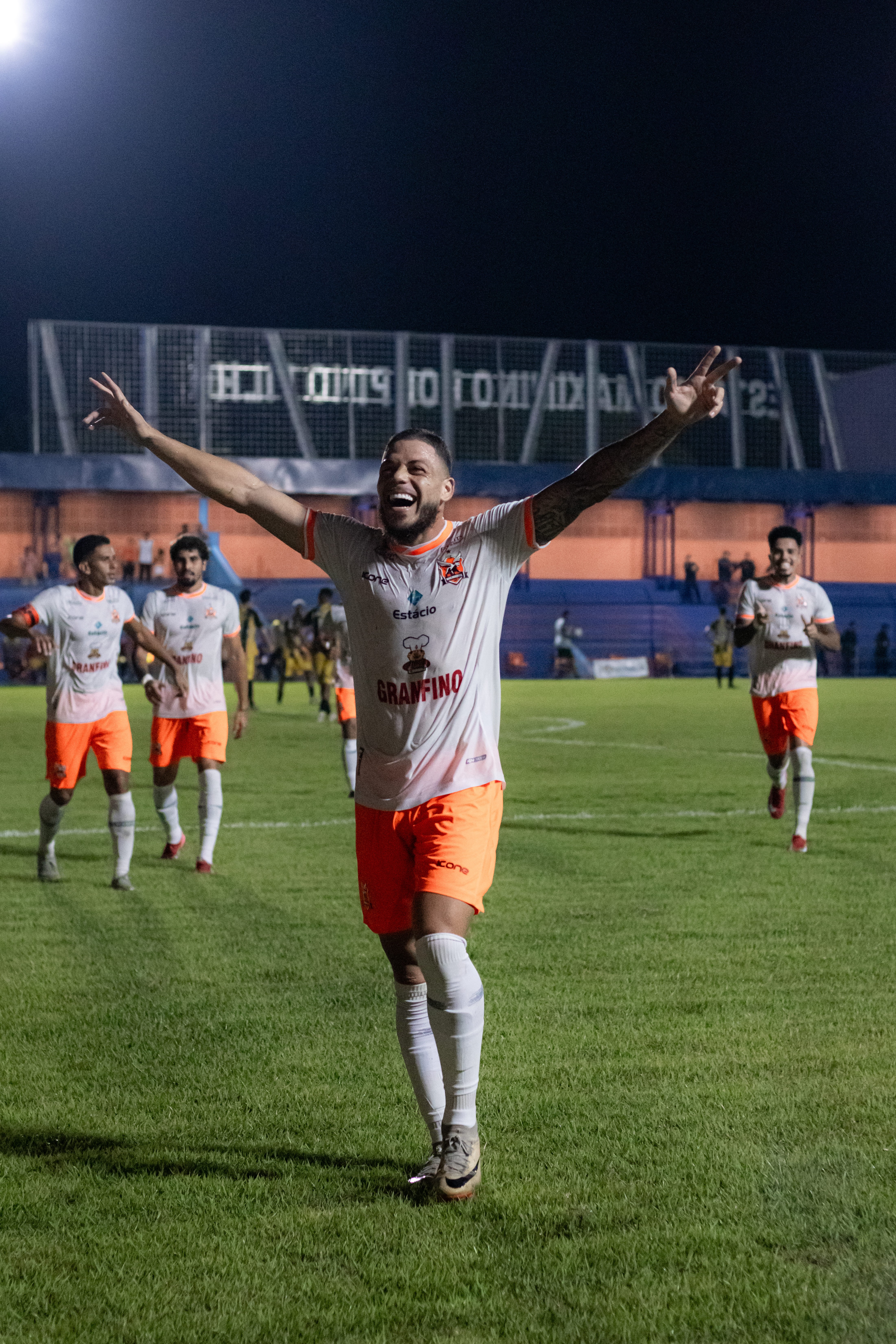 Nova Iguaçu goleia o Castanhal e avança pela primeira vez à quarta fase ...