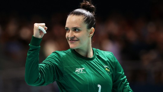 Conheça Gabi Moreschi, goleira que brilhou na estreia do handebol - Foto: (REUTERS/Eloisa Lopez)