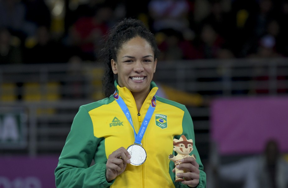 Rio-2016: Aline Silva é eliminada na luta olímpica