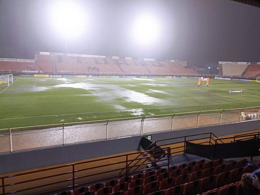 Chuva suspende partida entre Corinthians e São José no Paulista Feminino;  veja informações