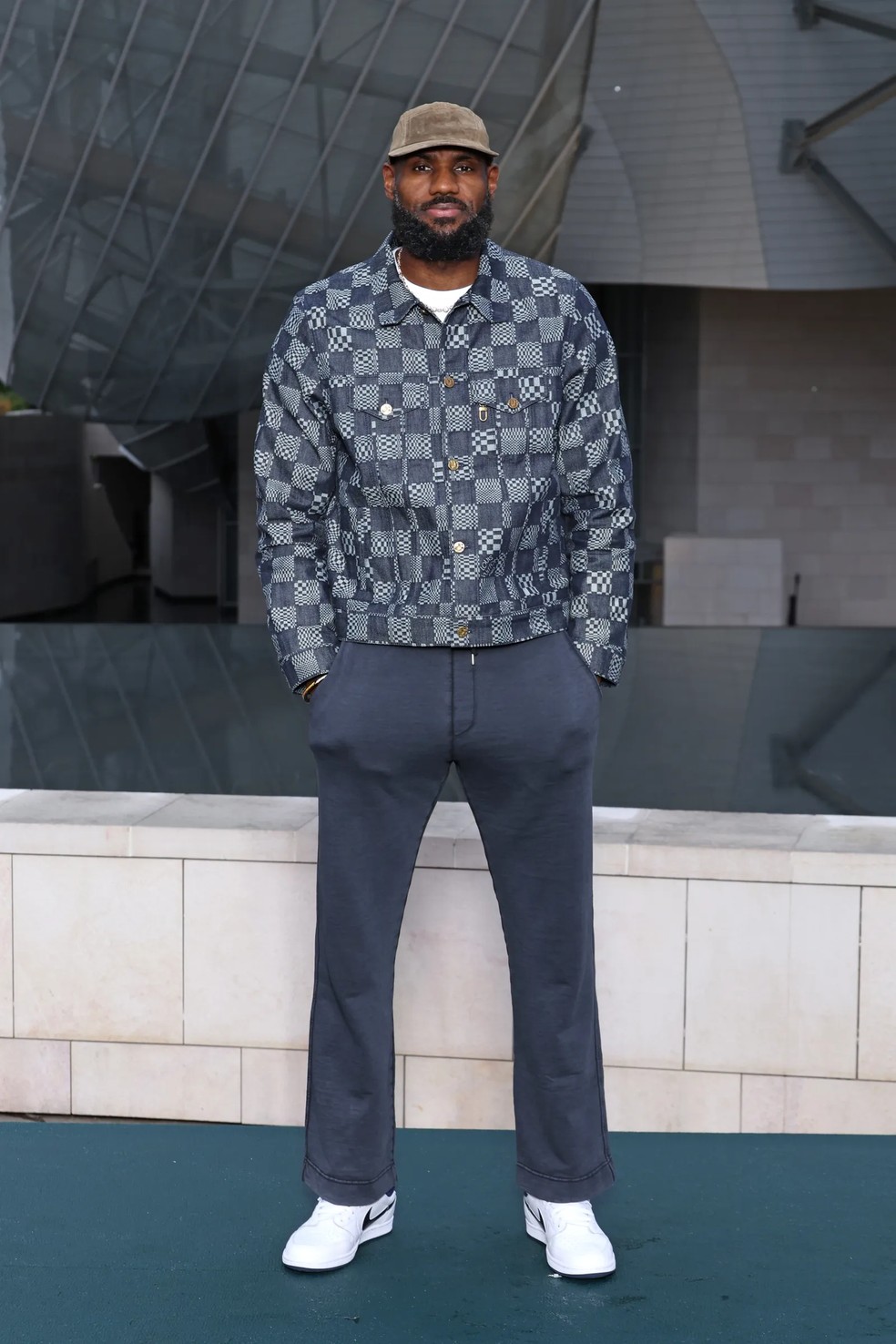 LeBron James no Prel&uacute;dio dos Jogos Ol&iacute;mpicos de Paris 2024 &mdash; Foto: Pascal Le Segretain/Getty Images