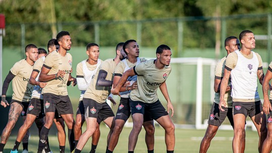 Vitória realiza treino táticoroleta sem martingaleolhoroleta sem martingalejogo contra o Atlético-MG