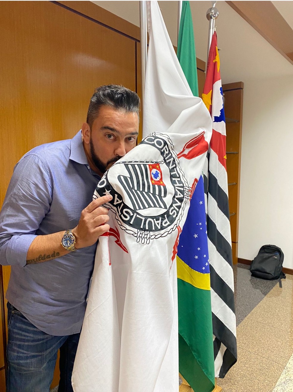 Osvaldo Neto é diretor do departamento de futebol de base do Corinthians — Foto: Divulgação