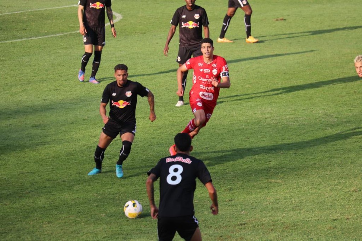 Vila Nova vence Bragantino de virada no primeiro jogo da semi do ...