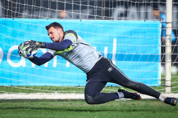 desfalque de Grando no Cruzeiro para a fase de grupos da Sul-Americana.