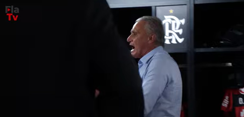 Tite passa confiança aos jogadores antes de duelo com o Bragantino — Foto: Fla TV