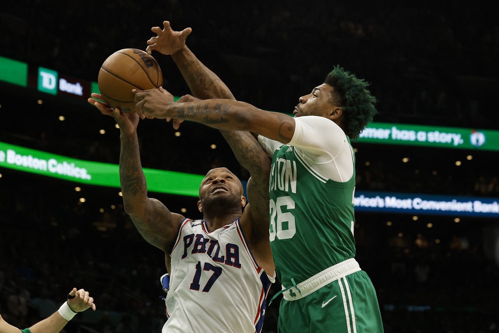 Com final de jogo absurdo, Boston Celtics bate Philadelphia 76ers