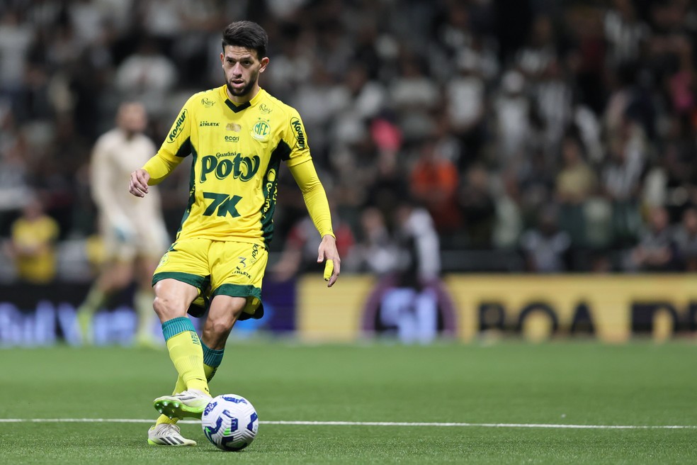 Jemmes em a��o pelo Mirassol � Foto: Gilson Lobo/Agif