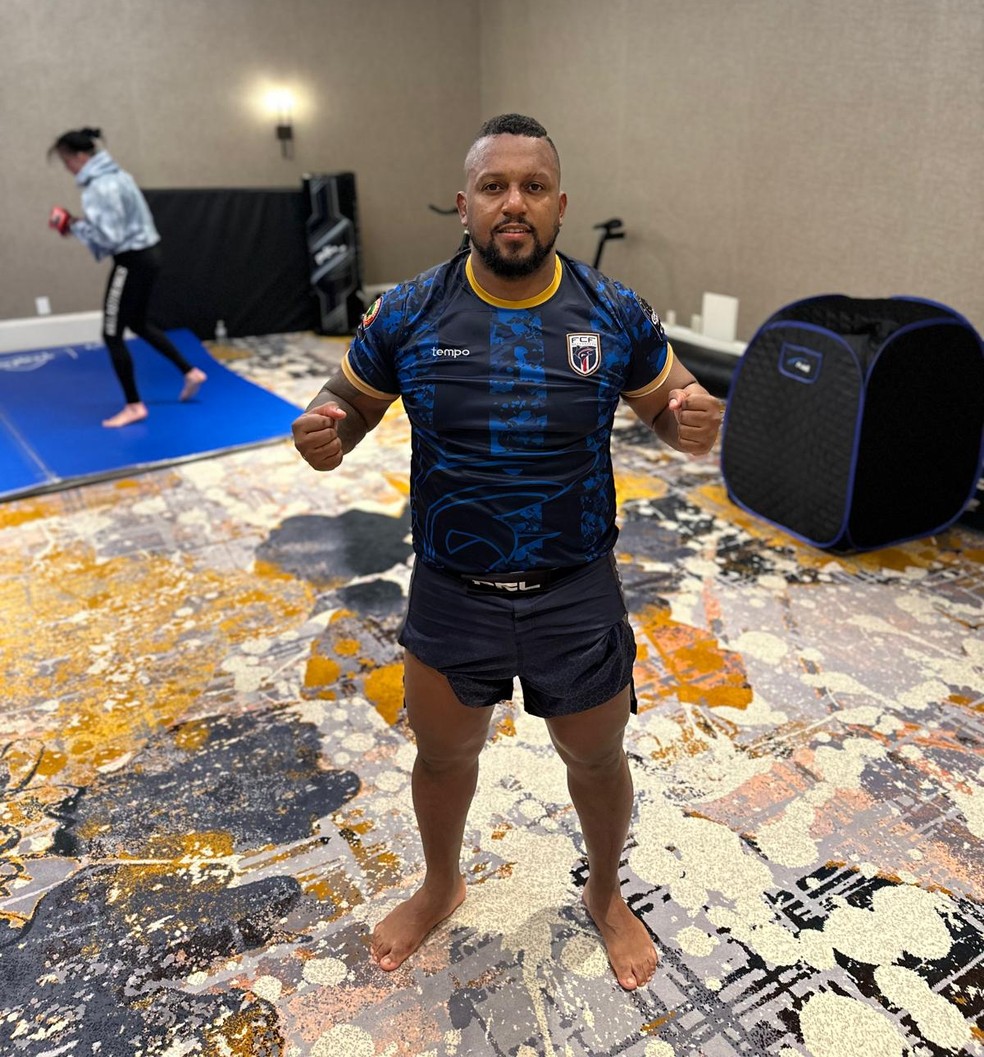 Yorgan de Castro com camisa da seleção de Cabo Verde