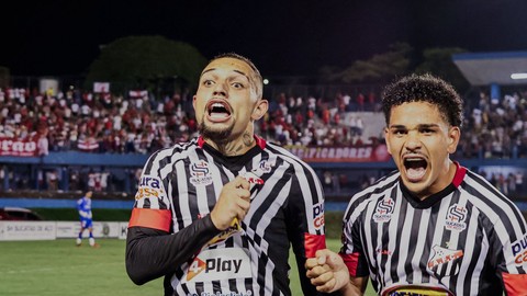 Anápolis bate o Vila com um jogador a menos e abre boa vantagem na final
