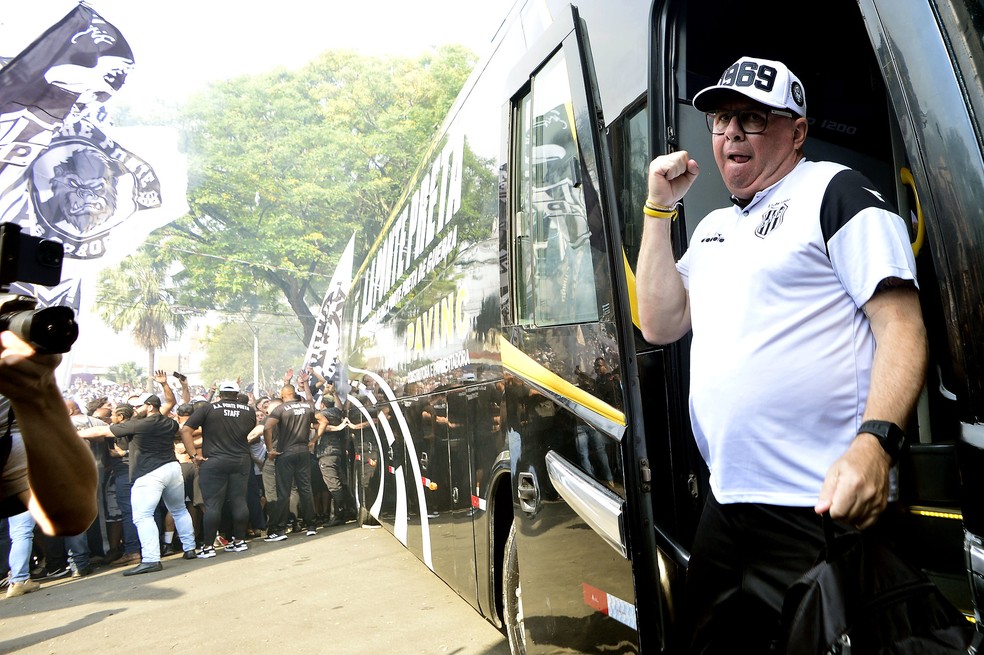 Marcelo Fernandes, técnico da Ponte — Foto: Marcos Ribolli/ PontePress