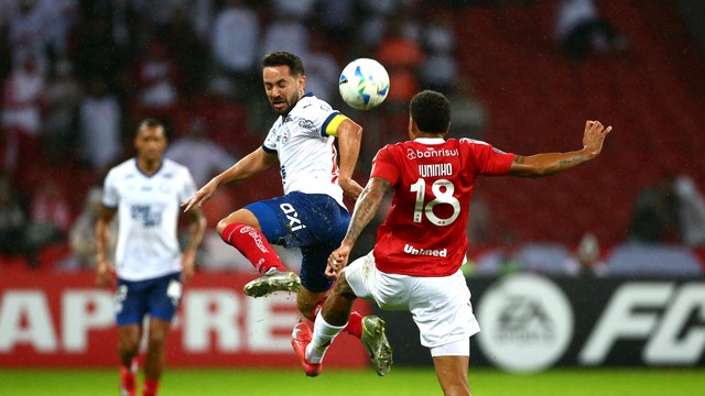 Everton Ribeiro não conseguiu levar o Bahia à próxima fase da Libertadores