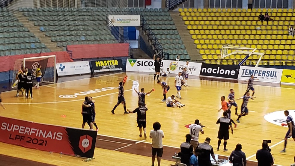 Solta o grito! Dracena é campeão da Liga Paulista de Futsal 2020