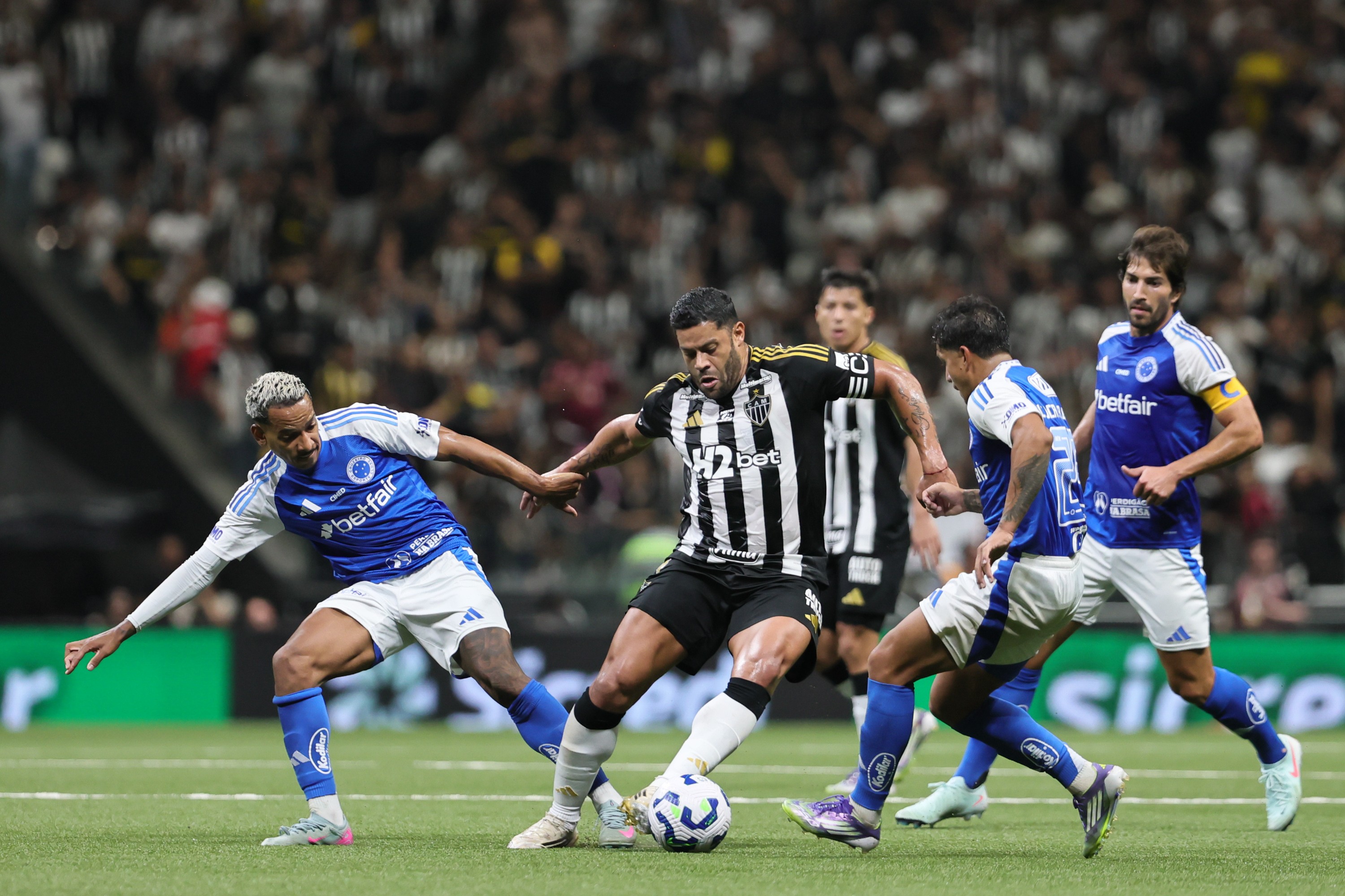 Cruzeiro x Atlético-MG: vantagem de dois gols costuma dar classificação quase 90% das vezes; confira