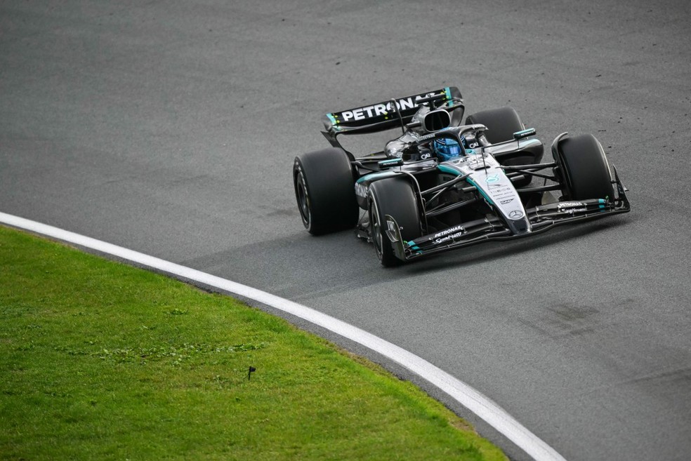 George Russell no GP da Holanda de F1 2025 — Foto: Nicolas Tucat/AFP